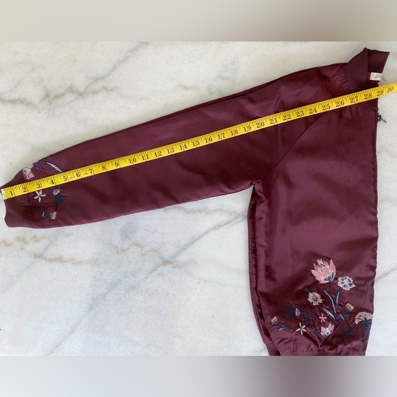 Francesca’s Maroon Burgundy Red Love Fire Floral Embroidered Bomber Jacket - Picture 7 of 9